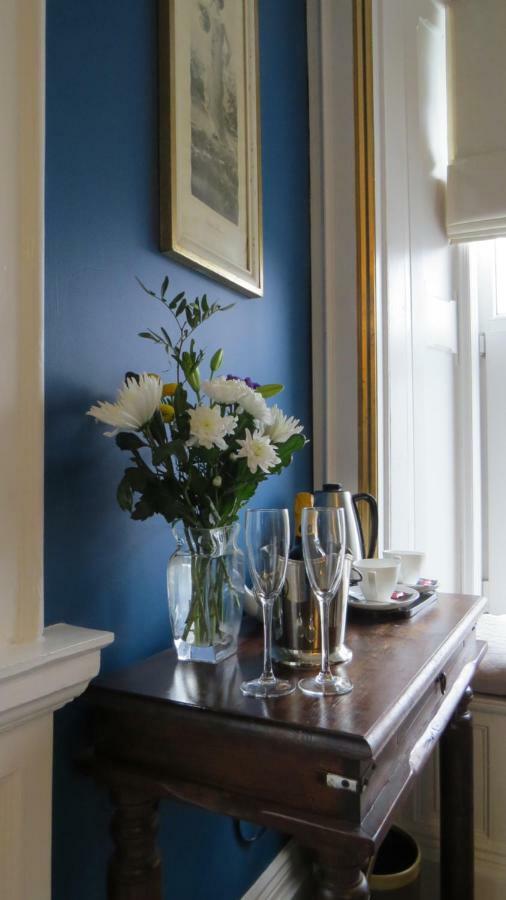 Abbey View House Hotel Youghal Exterior photo